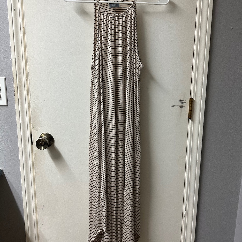 Women’s dress